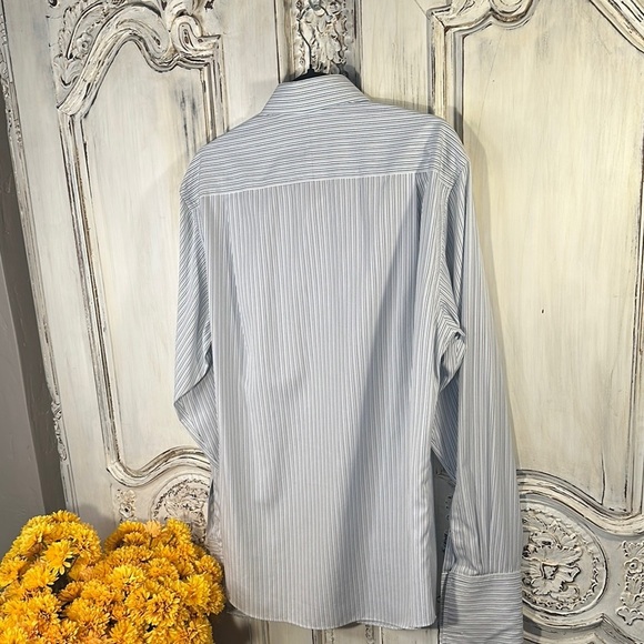 Men's Jos.A.Bank Striped Blue Dress Shirt - Picture 6 of 7